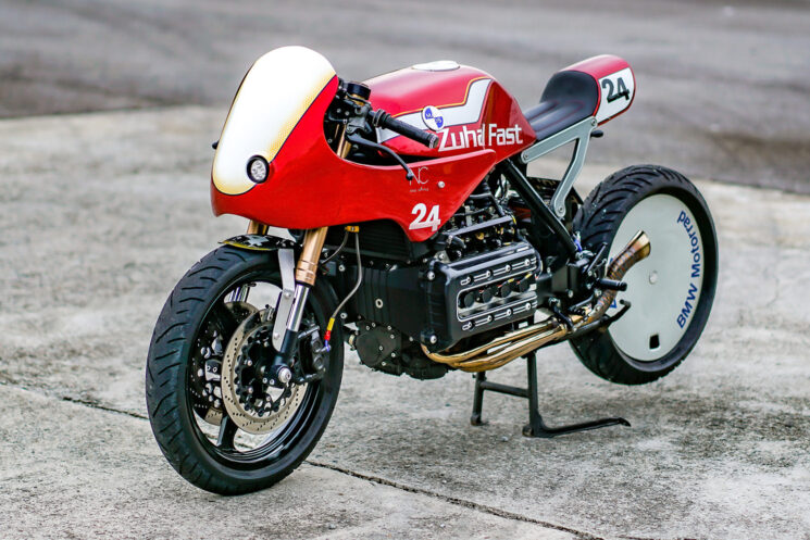 Pembalap kafe BMW K1100 oleh Zuhal Fast