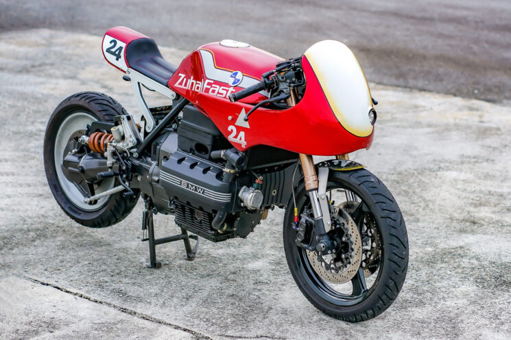 Pembalap kafe BMW K1100 oleh Zuhal Fast