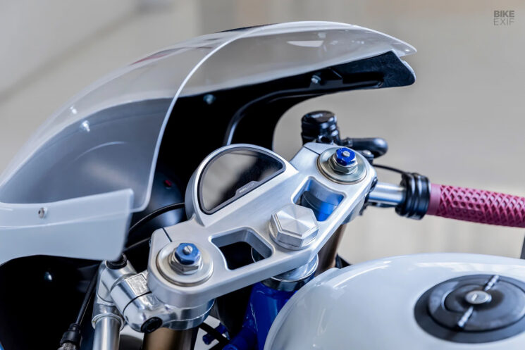 Sepeda Motor EXIF Custom Iklan Baris