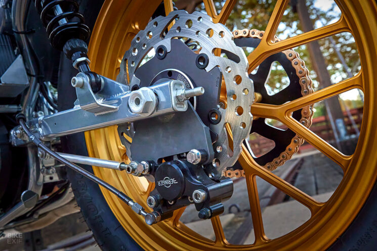 Pelacak jalanan Harley Sportster khusus oleh Mule Motorcycles